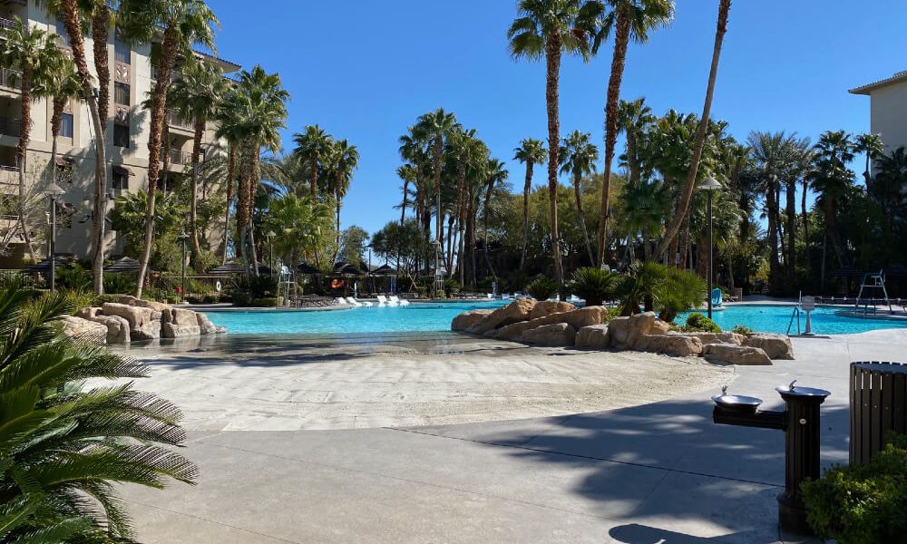 sand entry pool las vegas